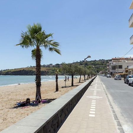 Beach Home Agnone Bagni Kültér fotó
